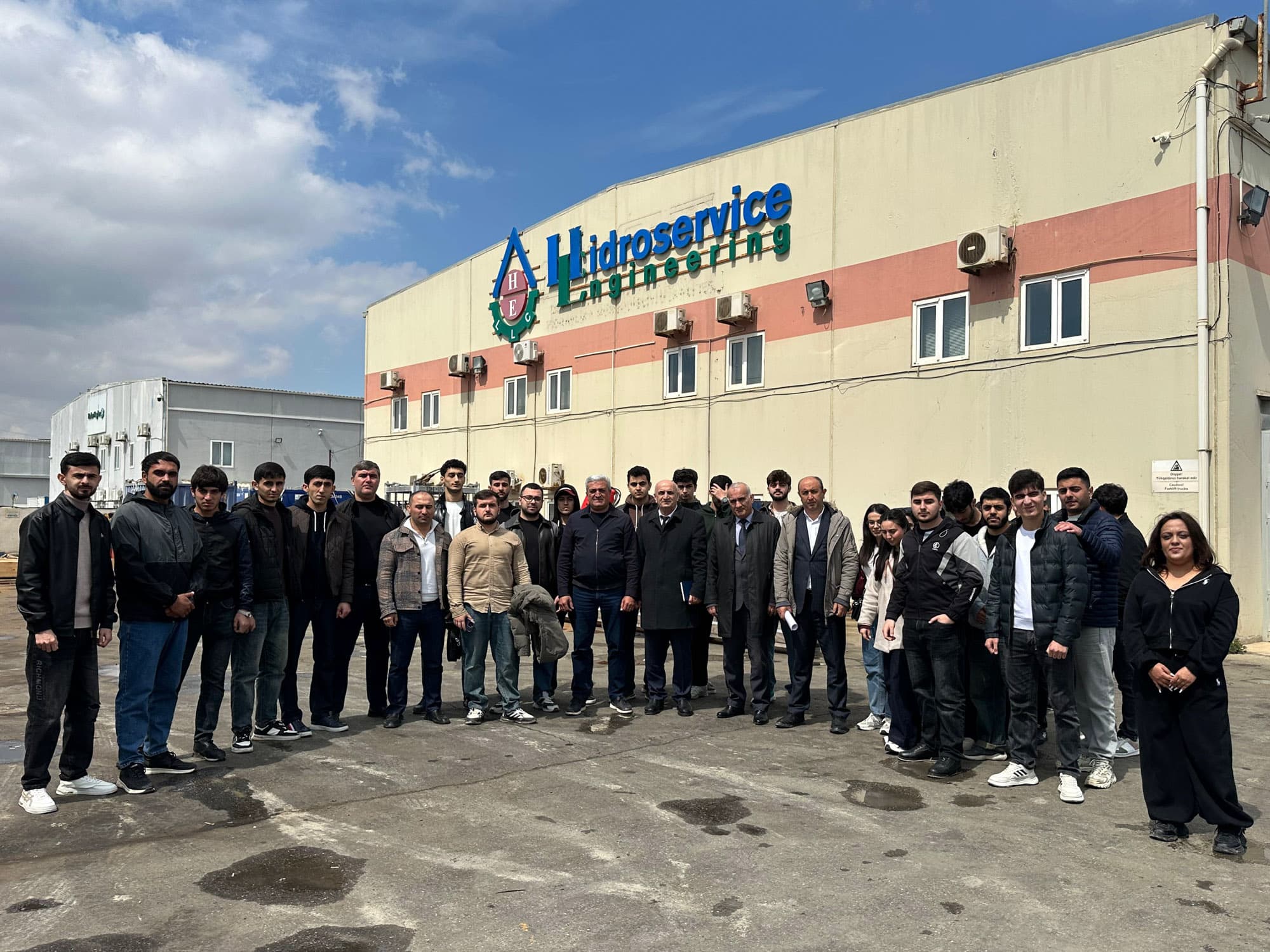 BMU tələbələri üçün istehsalat yönümlü ekskursiya təşkil edilib