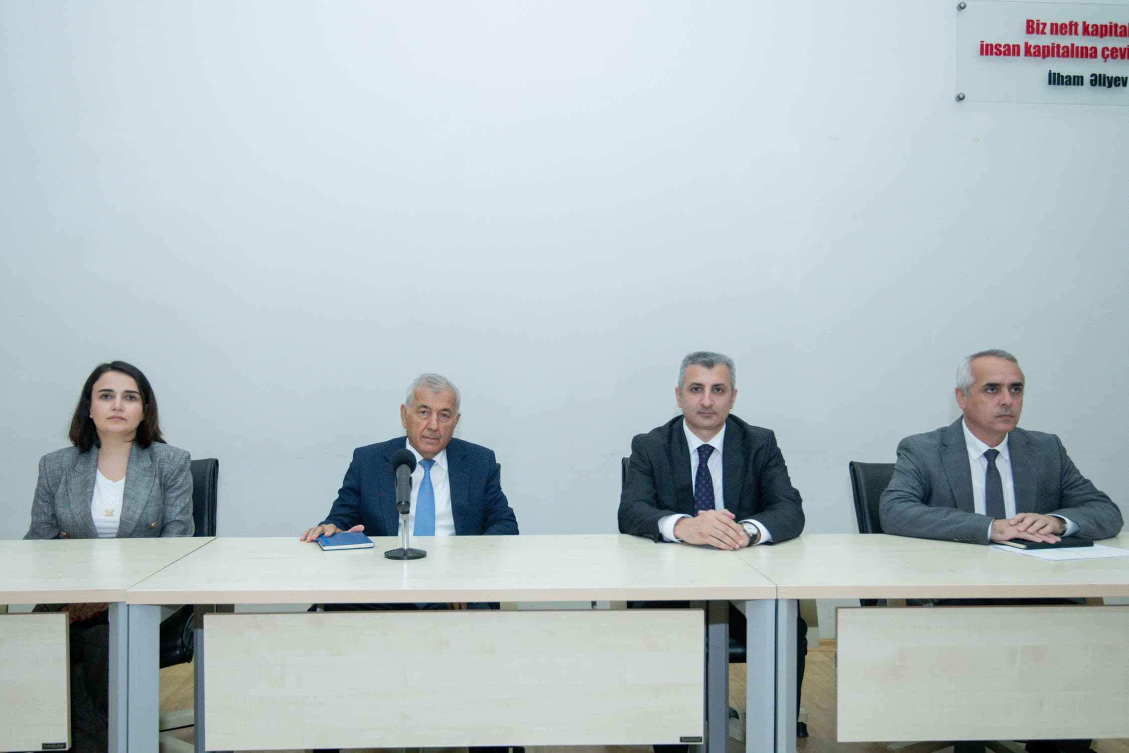 Rektor PKTU-BMU Mühəndislik fakültəsinin tələbələri ilə görüşüb