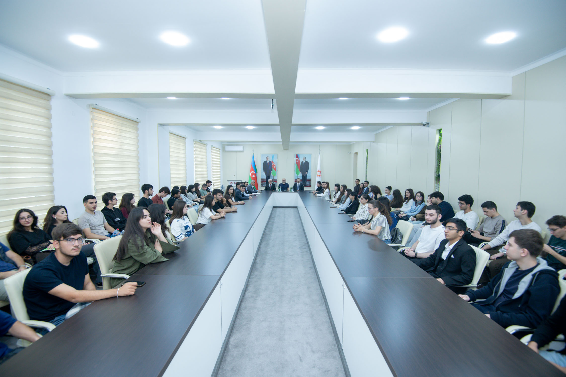 BEU Students Meet with Azerbaijani Lead Engineer at Meta
