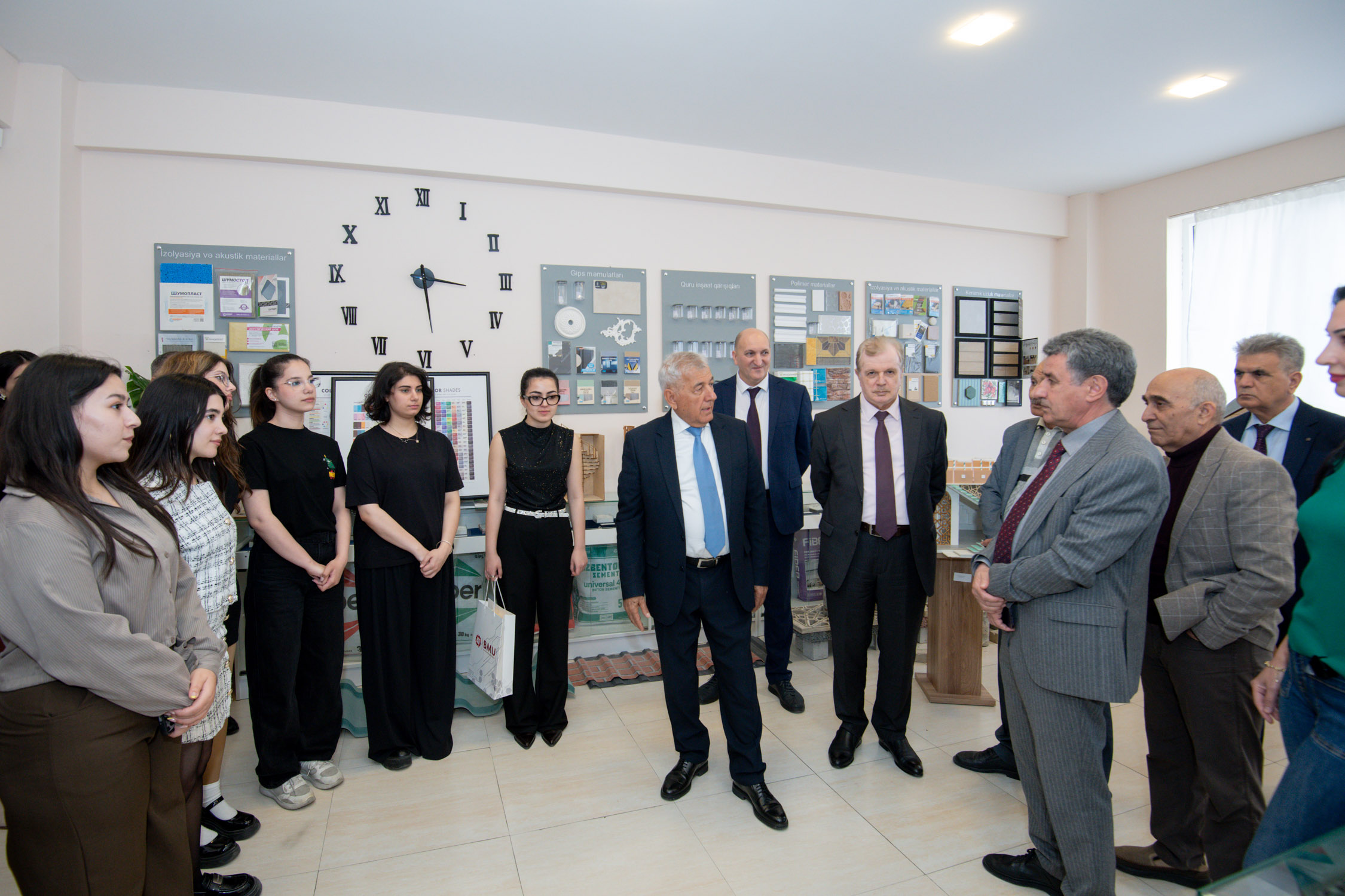 BMU-da Materialşünaslıq laboratoriyası açılıb