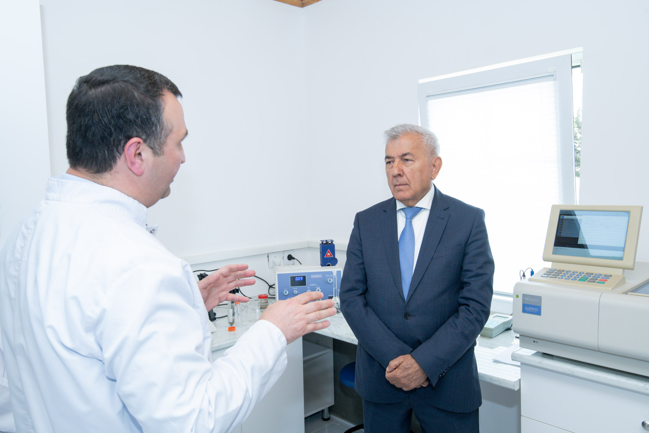 BMU-da aqrokimyəvi analizlərin aparılacağı müasir laboratoriya açıldı