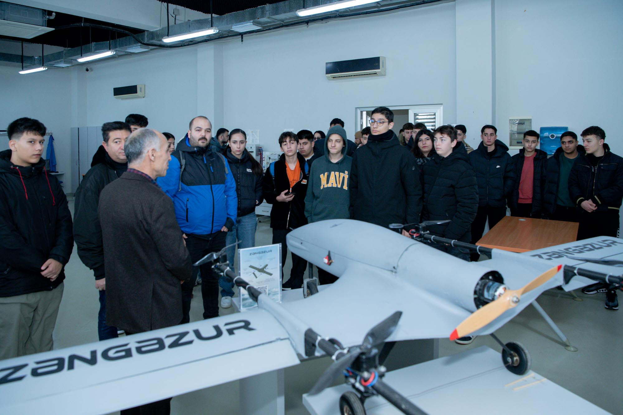 Türkiyəli müəllim və şagird heyəti BMU-da olub