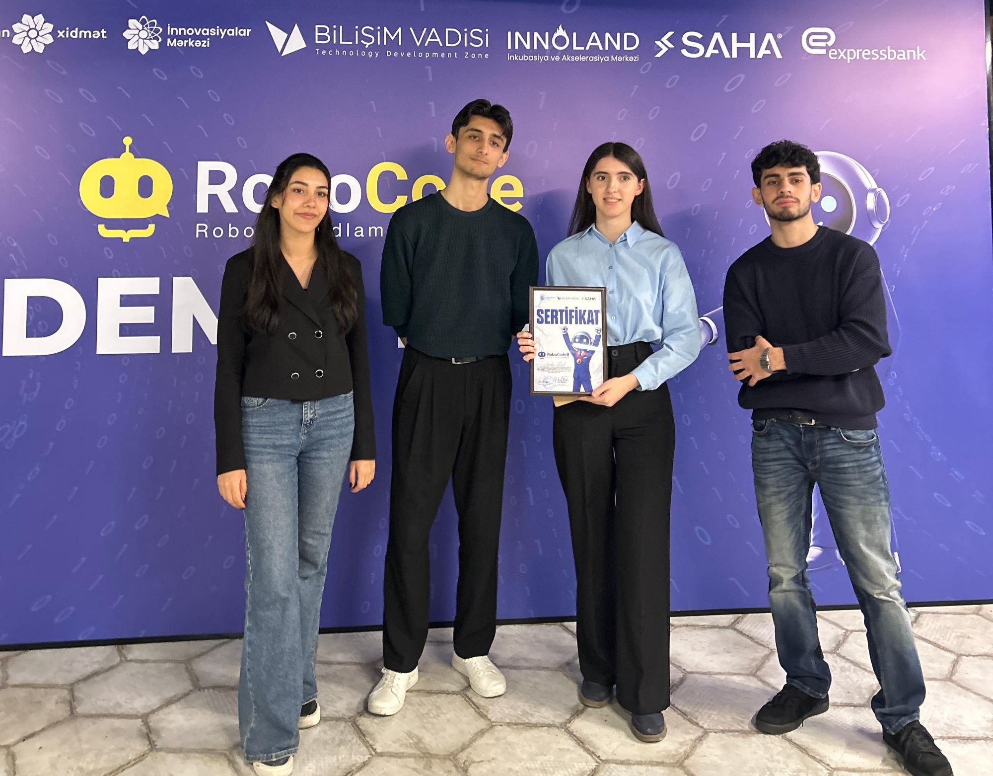 BMU tələbələri “RoboCode III” robotik kodlama yarışında qalib olublar