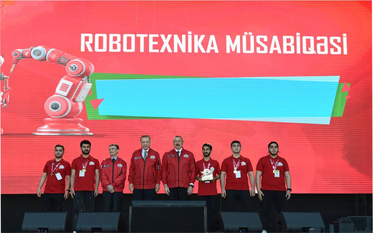 BMU-nun "RED" komandası “TEKNOFEST Azərbaycan” festivalında Robotexnika kateqoriyasında birinci yeri tutub