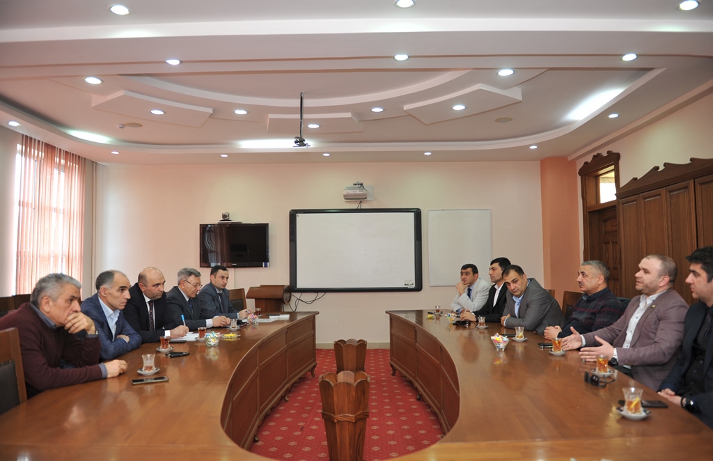 Discussions held as part of university-industry cooperation