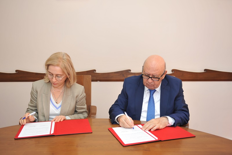 BEU and Azerbaijan Coca-Cola Bottlers LLC sign cooperation agreement