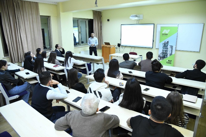 BMU-nun MBA proqramı üzrə təhsil alan tələbələri üçün seminarlar təşkil olunub