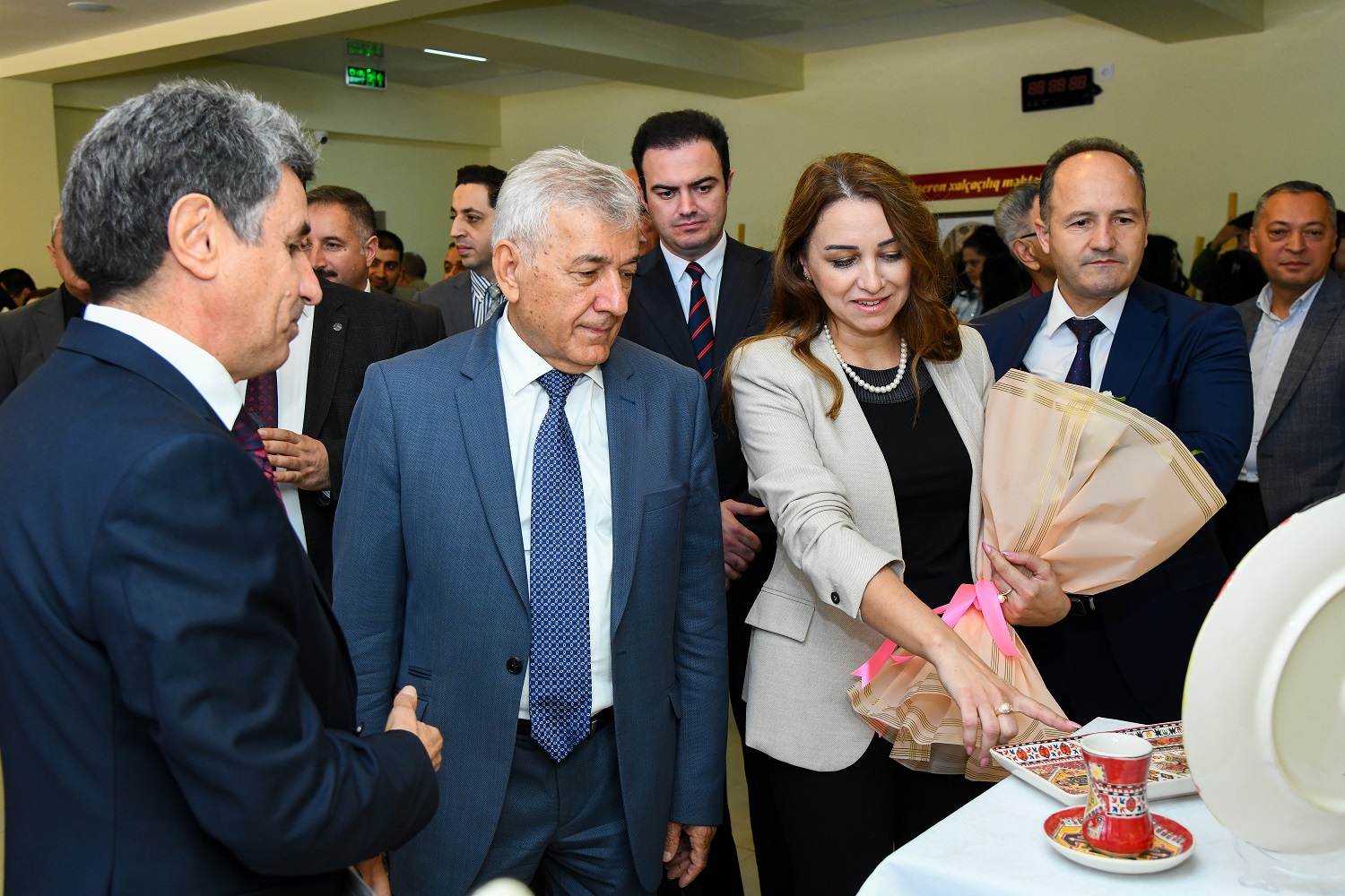 "Our carpets in ceramics" exhibition dedicated to 100th anniversary of National Leader at BEU