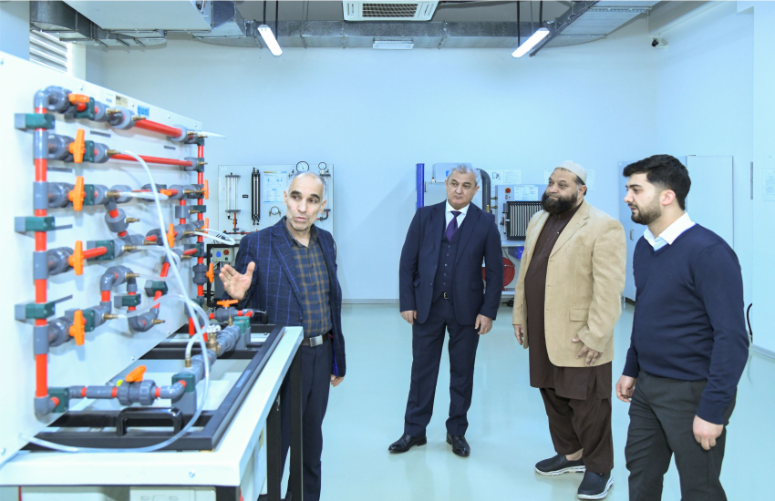 Representative of Pakistan University of Engineering and Technology visits BEU