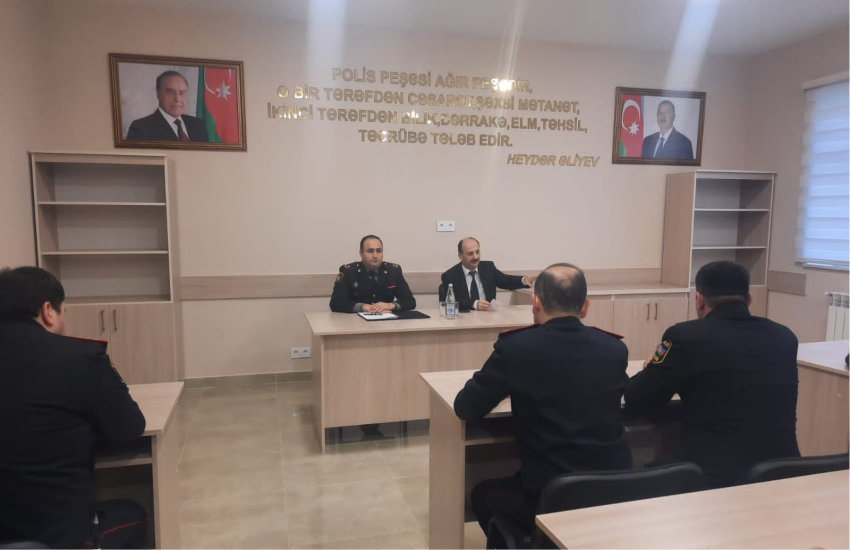 BMU əməkdaşı Abşeron Rayon Polis İdarəsində məruzə ilə çıxış edib