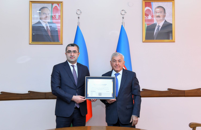 Certificate of accreditation presented to Baku Engineering University