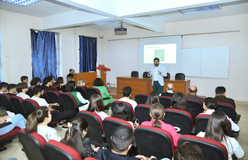 BMU-da “Sözün gücü” tələbə klubu tərəfindən seminar təşkil olunub