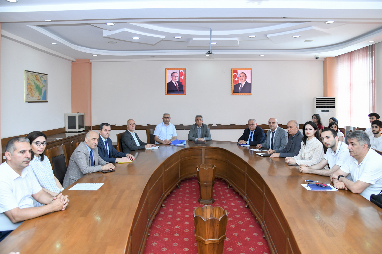 BMU-ya sənəd vermiş 22 doktorant növbəti mərhələyə buraxılıb